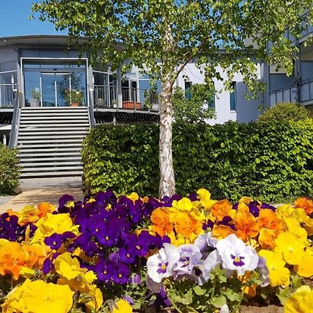 Mueritz-Strandhotel Röbel Екстериор снимка