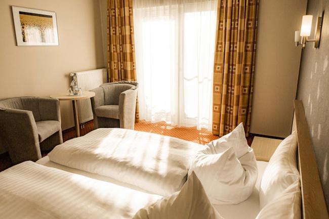 Mueritz-Strandhotel Röbel Екстериор снимка