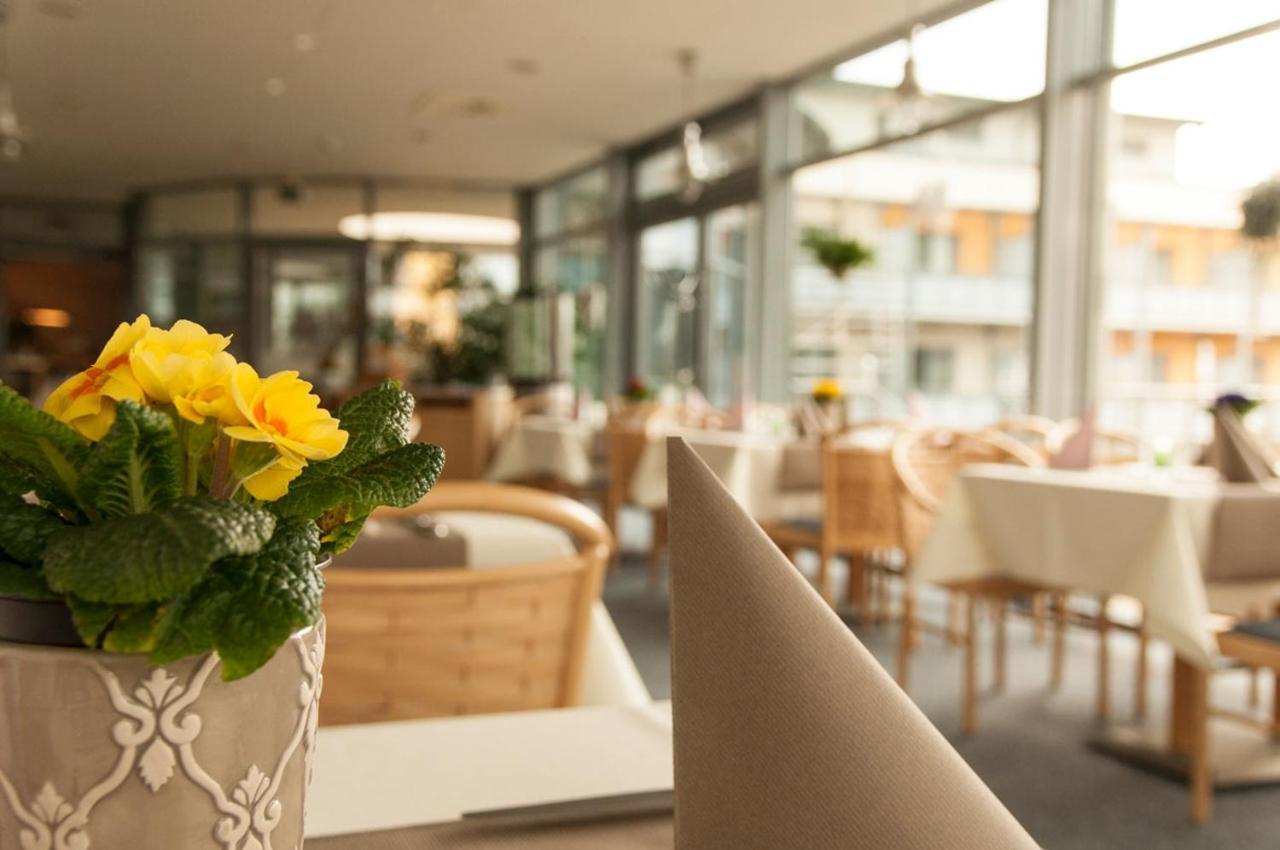 Mueritz-Strandhotel Röbel Екстериор снимка
