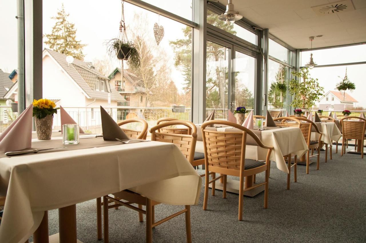 Mueritz-Strandhotel Röbel Екстериор снимка